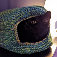 Crochet Cat Cave Thumbnail